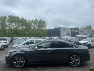 uszkodzony samochody osobowe Audi S8 4.0 AUTOMAAT TFSI S8 quattro Pro Line+ BJ 2012 127526 KM 2012/9