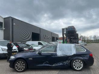 Voiture accidenté BMW 5-serie Touring 528i AUTOMAAT High Executive BJ 2012 179644 KM 2012/1