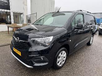 Schade bestelwagen Opel Combo 1.5D L2H1 AUTOMAAT BJ 2020 122426 KM NAP ! 2020/1
