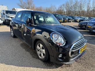 Mini One 1.5 One D Business BJ 2017 225.194 KM picture 6