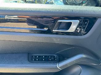 Porsche Cayenne 3.0 picture 25