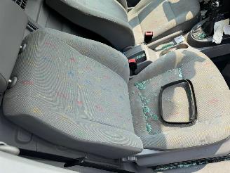 Volkswagen Caddy 1.9 TDI picture 13