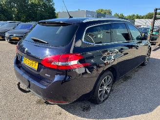 Peugeot 308 SW 1.6 BlueHDI Blue Lease Executive Pack picture 5