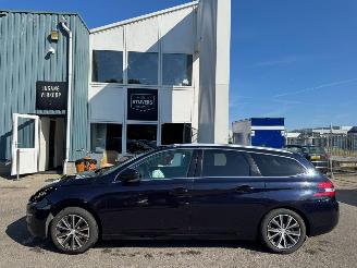Peugeot 308 SW 1.6 BlueHDI Blue Lease Executive Pack picture 2