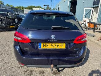 Peugeot 308 SW 1.6 BlueHDI Blue Lease Executive Pack picture 4