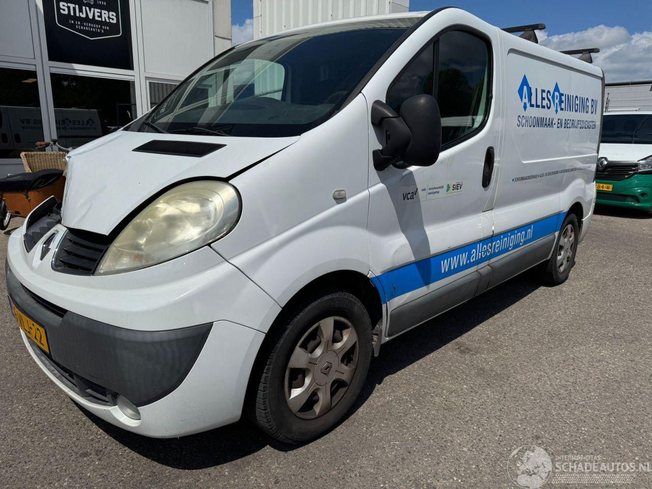 Renault Trafic 2.5 dCi T27 L1H1