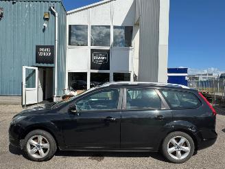 Ford Focus Ford Focus Wagon 1.6 Comfort picture 2