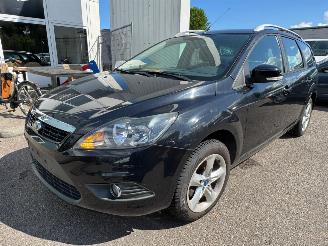 Coche accidentado Ford Focus Ford Focus Wagon 1.6 Comfort 2011/5