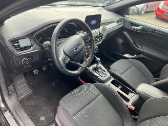 Ford Focus 1.0 EcoBoost ST Line Business picture 11