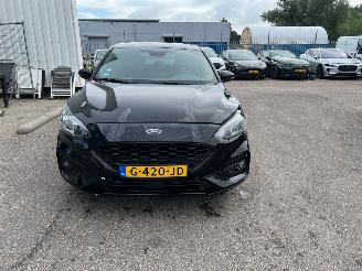 Ford Focus 1.0 EcoBoost ST Line Business picture 6