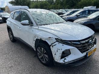 Unfallwagen Hyundai Tucson 1.6 T-GDI MHEV Comfort AUTOMAAT 2023/4