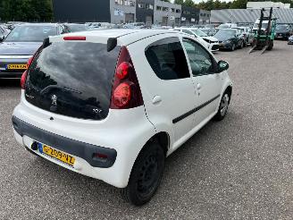 Peugeot 107 1.0 Access picture 4