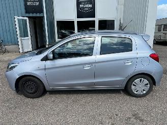Mitsubishi Space-star 1.2 Connect+ picture 2