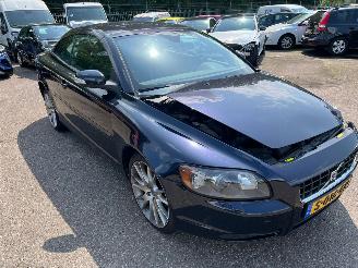 Volvo C-70 Volvo C70 Convertible 2.4i Kinetic picture 4