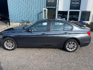 BMW 3-serie 320i AUTOMAAT Executive BJ 2012 327.962 KM picture 2