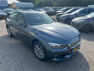 škoda osobní automobily BMW 3-serie 320i AUTOMAAT Executive BJ 2012 327.962 KM 2012/5