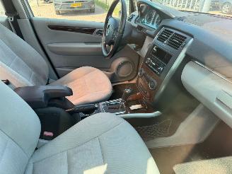 Mercedes B-klasse 200 Turbo AUTOMAAT picture 10