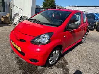 škoda osobní automobily Toyota Aygo 1.0-12V Access 2009/5