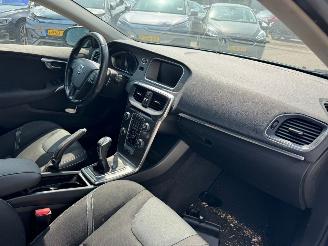 Volvo V-40 2.0 D4 Kinetic Business picture 10