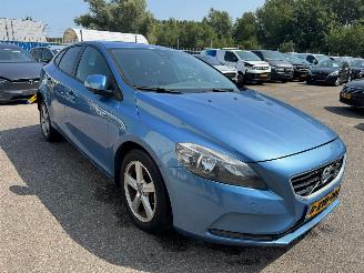Volvo V-40 2.0 D4 Kinetic Business picture 6