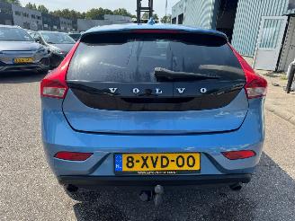 Volvo V-40 2.0 D4 Kinetic Business picture 4