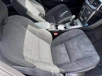 Volvo V-40 1.6 D2 Kinetic BJ 2013 422.898 KM picture 8