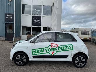 Renault Twingo 1.0 SCe Collection picture 2