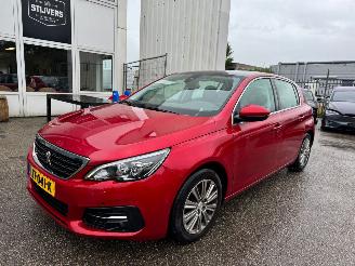 Coche accidentado Peugeot 308 1.2 PureTech Allure AUTOMAAT 2019/8