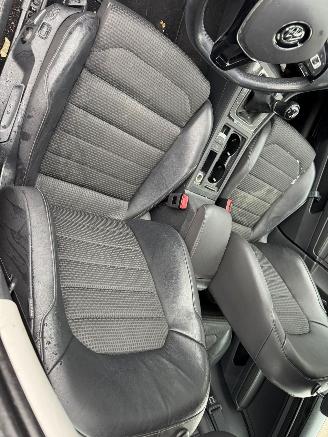 Volkswagen Golf 1.2 TSI Highline picture 16
