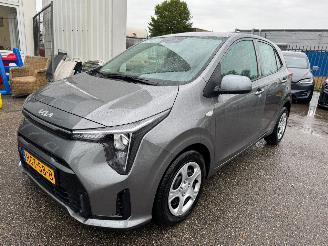 Schadeauto Kia Picanto 1.0 DPI DynamicLine 2025/3