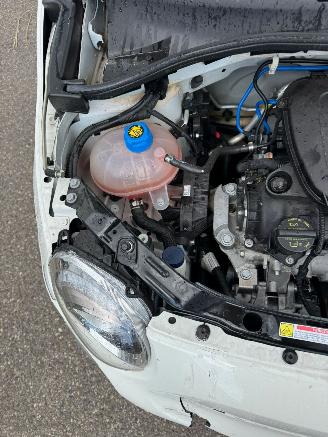 Fiat 500 1.0 Hybrid Dolcevita picture 11