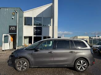 Citroën C4 Picasso 1.2 PureTech Business 7 Personen picture 2