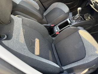 Citroën C4 Picasso 1.2 PureTech Business 7 Personen picture 16