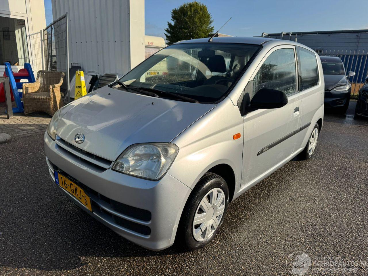 Daihatsu Cuore 1.0-12V 100th Anniversary