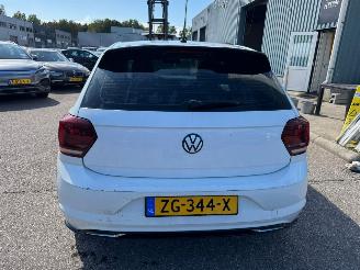 Volkswagen Polo 1.0 MPI Comfortline Business picture 4