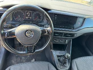 Volkswagen Polo 1.0 MPI Comfortline Business picture 8