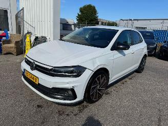 Schadeauto Volkswagen Polo 1.0 MPI Comfortline Business 2018/3