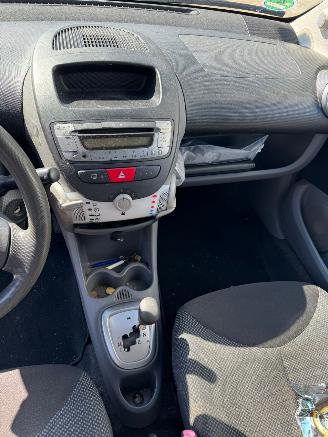 Toyota Aygo 1.0-12V Comfort AUTOMAAT picture 9