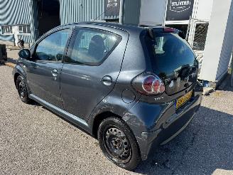Toyota Aygo 1.0-12V Comfort AUTOMAAT picture 3