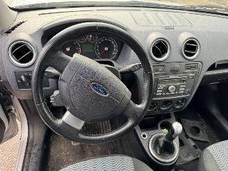 Ford Fusion 1.4-16V Futura BJ 2006 176.782 KM picture 7