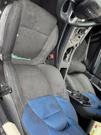 Lynk & Co 01 01 1.5 AUTOMAAT BJ 2021 52.741 KM picture 12