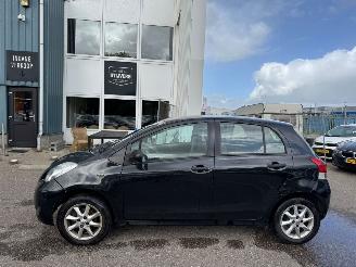Toyota Yaris 1.0 VVTi Acces BJ 2009 211.162 KM picture 2