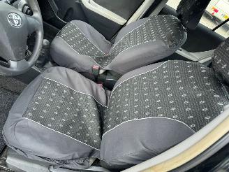 Toyota Yaris 1.0 VVTi Acces BJ 2009 211.162 KM picture 9