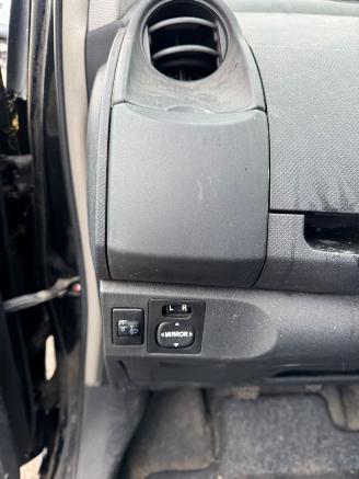 Toyota Yaris 1.0 VVTi Acces BJ 2009 211.162 KM picture 11