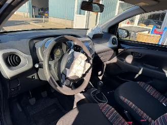 Citroën C1 1.0 e-VTi Feel BJ 2017 122.340 KM picture 7