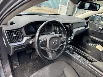 Volvo V-60 2.0 AUTOMAAT B3 Momentum Advantage BJ 2020 173.834 KM picture 8