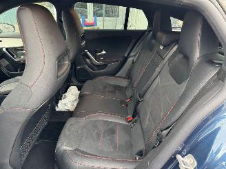 Mercedes Cla-klasse Shooting Brake AUTOMAAT 250 e AMG Line BJ 2023 36.878 KM picture 17