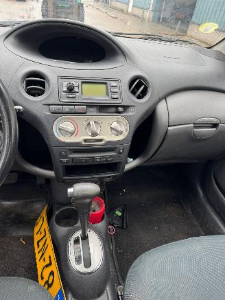 Toyota Yaris 1.3 AUTOMAAT VVT-i Sol BJ 2004 152.811 KM picture 12