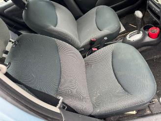 Toyota Yaris 1.3 AUTOMAAT VVT-i Sol BJ 2004 152.811 KM picture 15