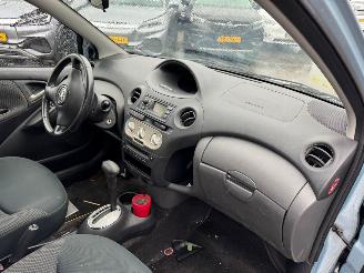 Toyota Yaris 1.3 AUTOMAAT VVT-i Sol BJ 2004 152.811 KM picture 14